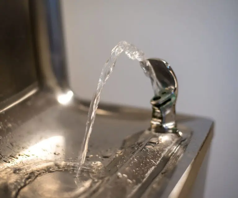 Hydrated Minds and Healthy Habits – The Halsey Taylor Sports Bottle Filling Station Makes a Splash in UK Schools