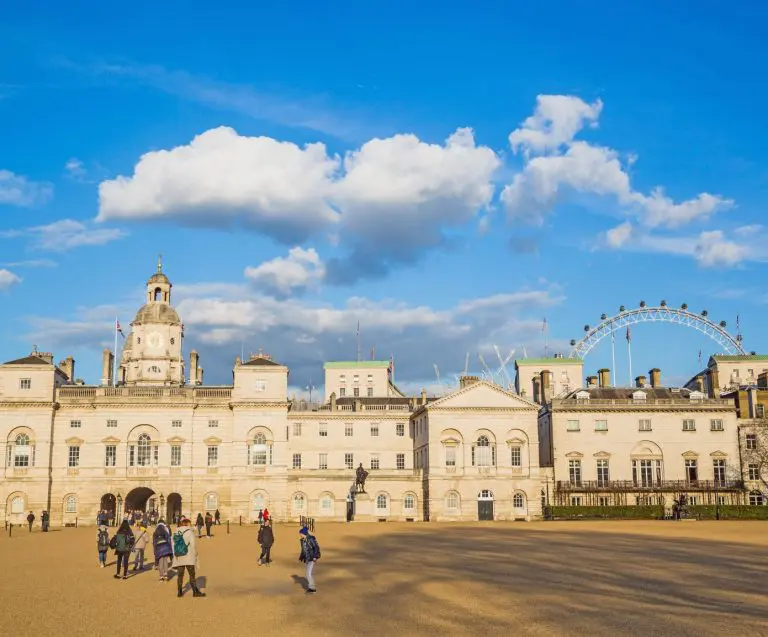 The Crowning Glory of the #OneLess London Drinking Fountain Fund