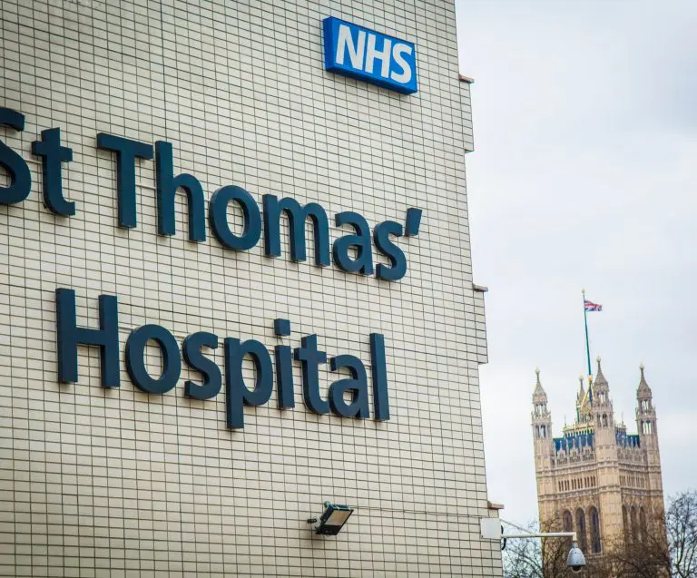 Bringing A #OneLess Bottle Filler to Guy’s and St. Thomas’ Hospitals