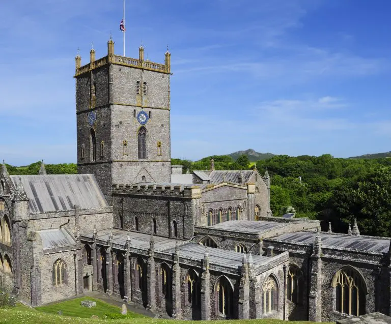 St Davids Bishop&rsquo;s Palace Takes Waste Plastic to Task