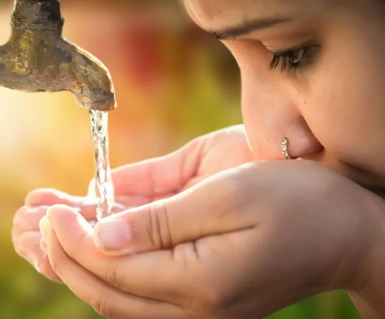 MIW Helping Frank Water Fund Safe Drinking Water In India And Nepal